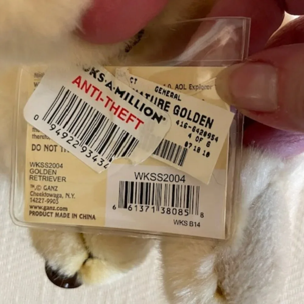 Webkinz Small Signature Golden Retriever WKSS2004 New Sealed Code Unused Code